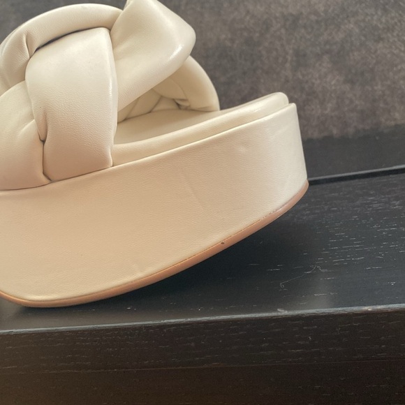 Jeffrey Campbell Women's Braided Platform Sandal in Cream Size 9.5 - Picture 14 of 15